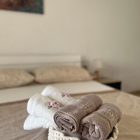 Suka Apartments Улцин Екстериор снимка